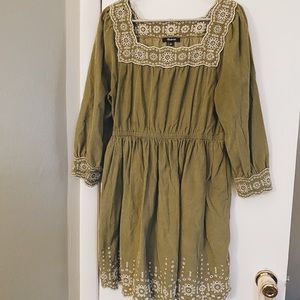 Madewell Green Corduroy 3/4 sleeve dress with eyelet lace detail